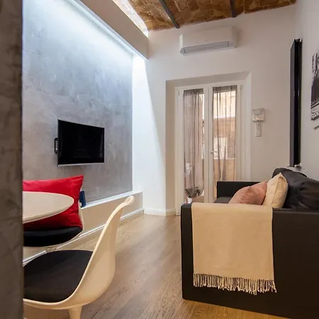 Urbanflat Repubblica Square-3