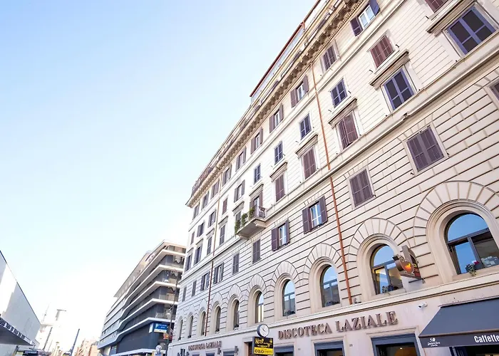 Elegantis Giolitti Suite Apartment With Private Balcony